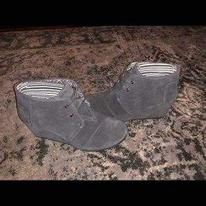 TOMS gray suede ankle bootie